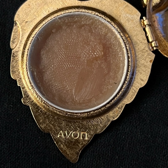 Vintage Avon Perfume Locket - Picture 8 of 10